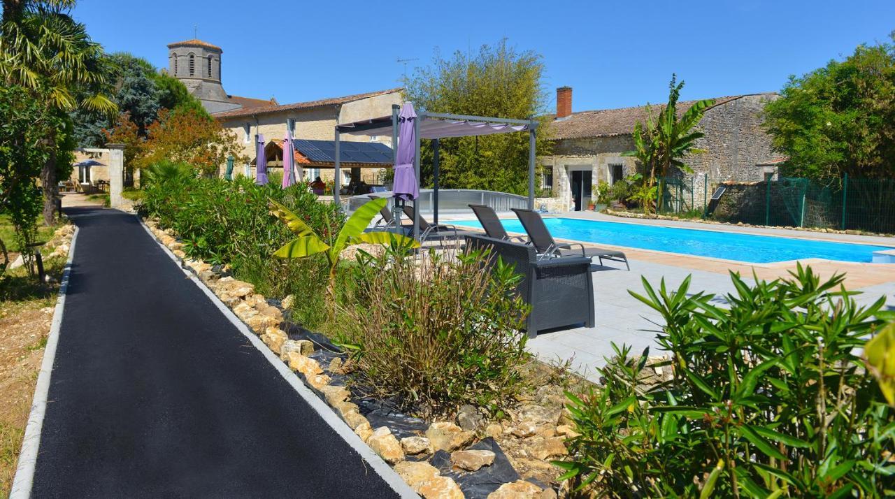 Jardin D'Arcy - Chambres D'Hotes Avec Piscine Et Spa Bois Exteriör bild